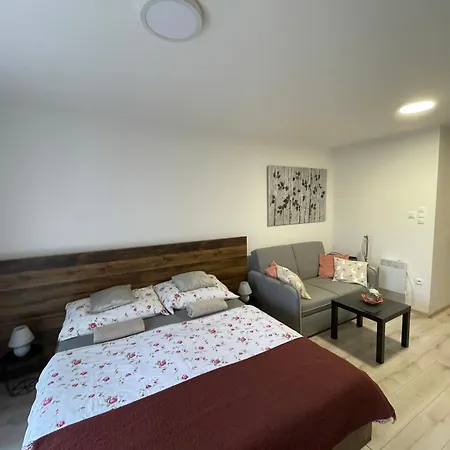 Diamond 2 Podhájska